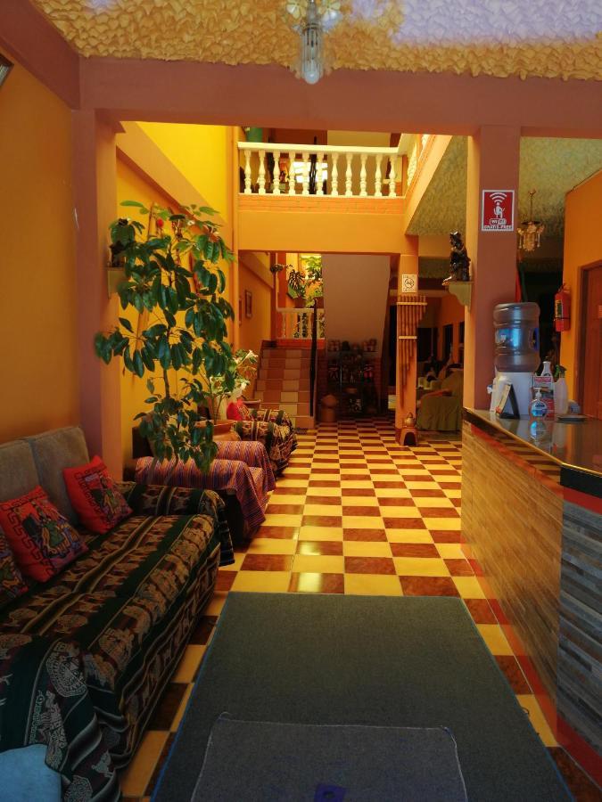 Olas Del Titicaca Backpackers Hostel Копакабана Екстериор снимка
