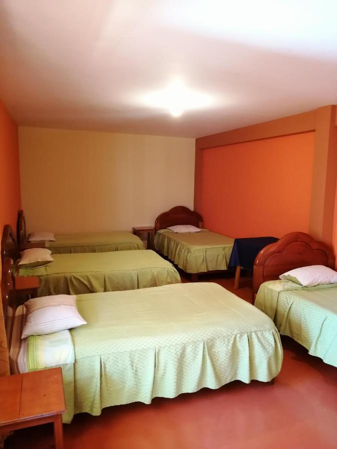 Olas Del Titicaca Backpackers Hostel Копакабана Екстериор снимка