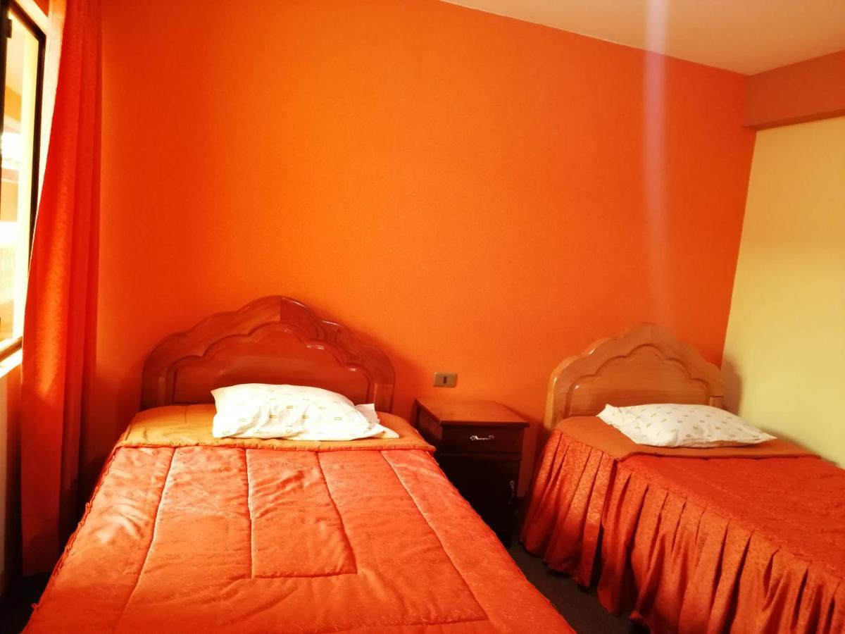 Olas Del Titicaca Backpackers Hostel Копакабана Екстериор снимка