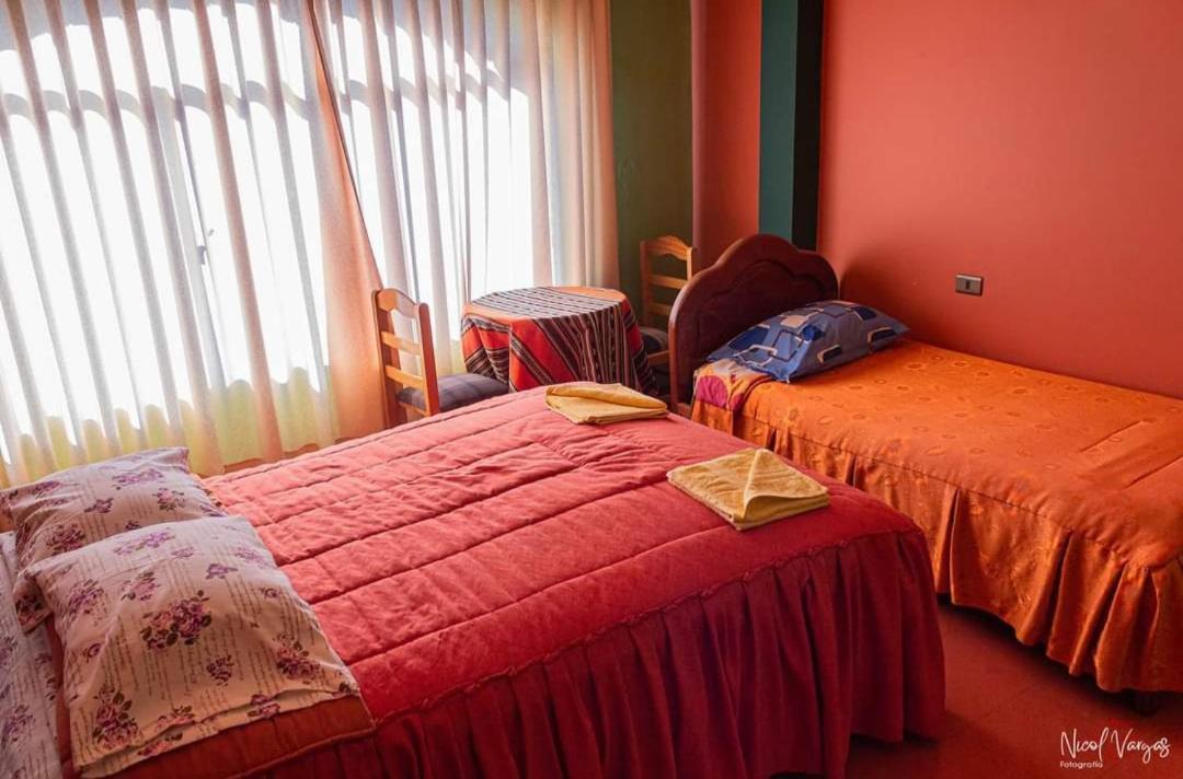 Olas Del Titicaca Backpackers Hostel Копакабана Екстериор снимка