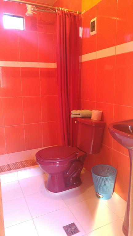 Olas Del Titicaca Backpackers Hostel Копакабана Екстериор снимка