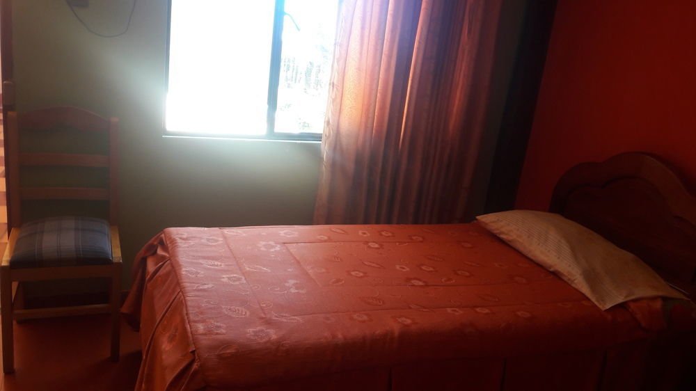 Olas Del Titicaca Backpackers Hostel Копакабана Екстериор снимка