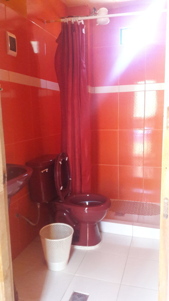 Olas Del Titicaca Backpackers Hostel Копакабана Екстериор снимка