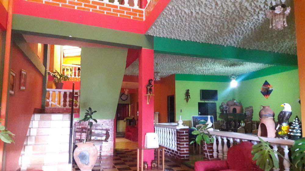 Olas Del Titicaca Backpackers Hostel Копакабана Екстериор снимка